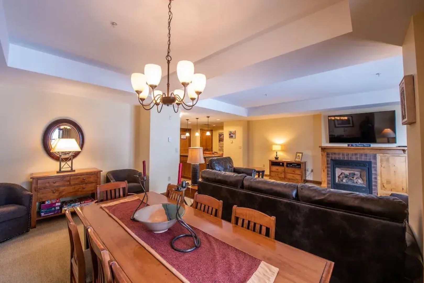 Spacious 3 Bedroom With 4 Beds And Sleeper Sofa Condo - No Cleaning Fee! by RedAwning