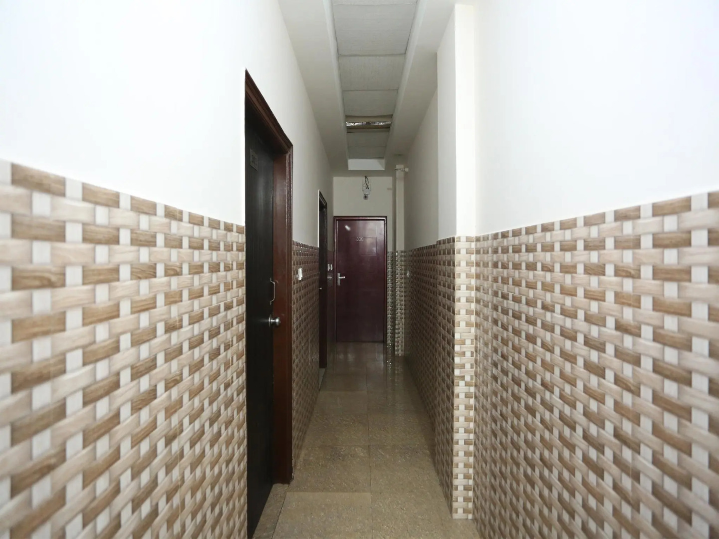 OYO 16678 Rohtak Palace