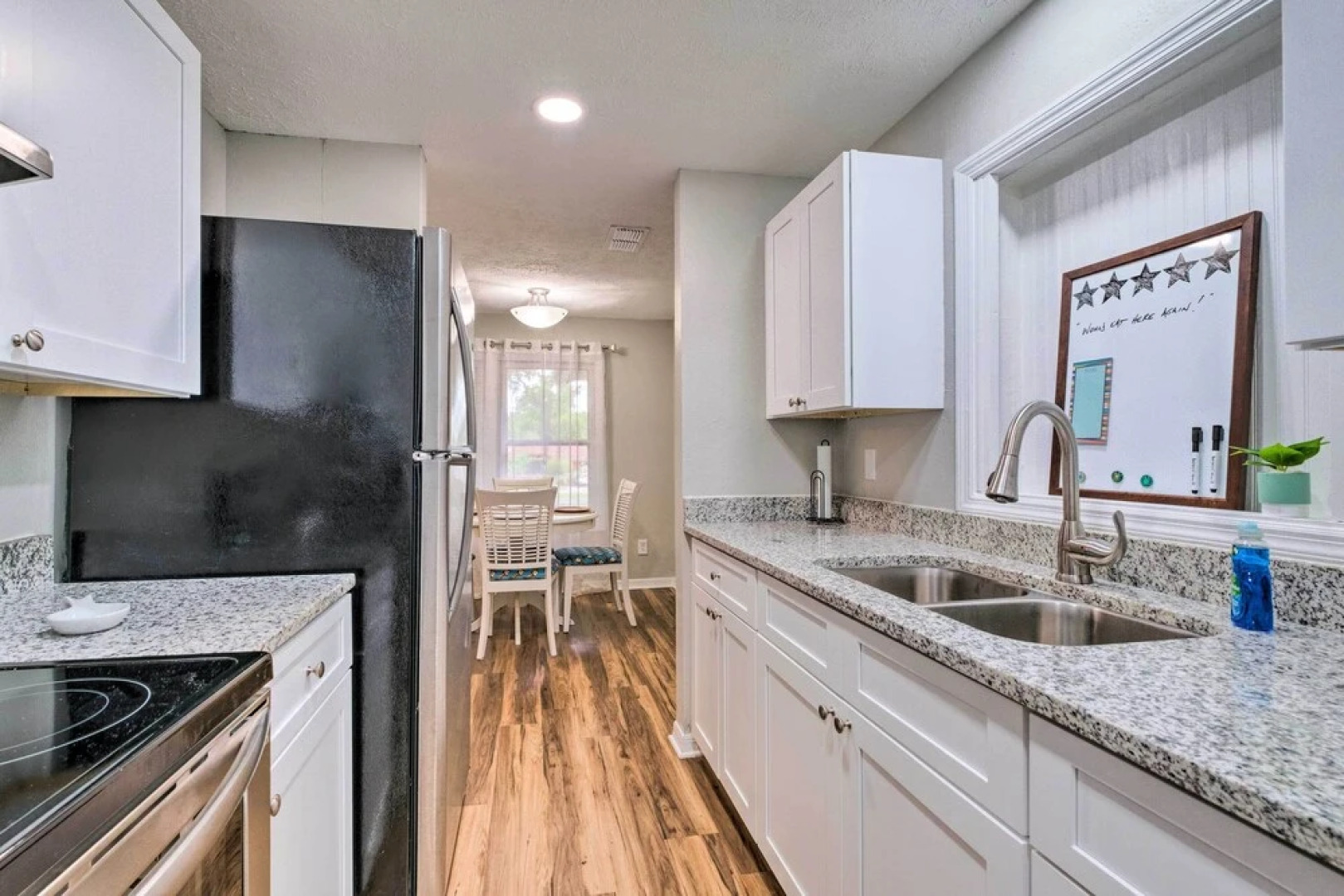 Cozy Ocala Home w/ Porch < 1 Mi to Downtown!