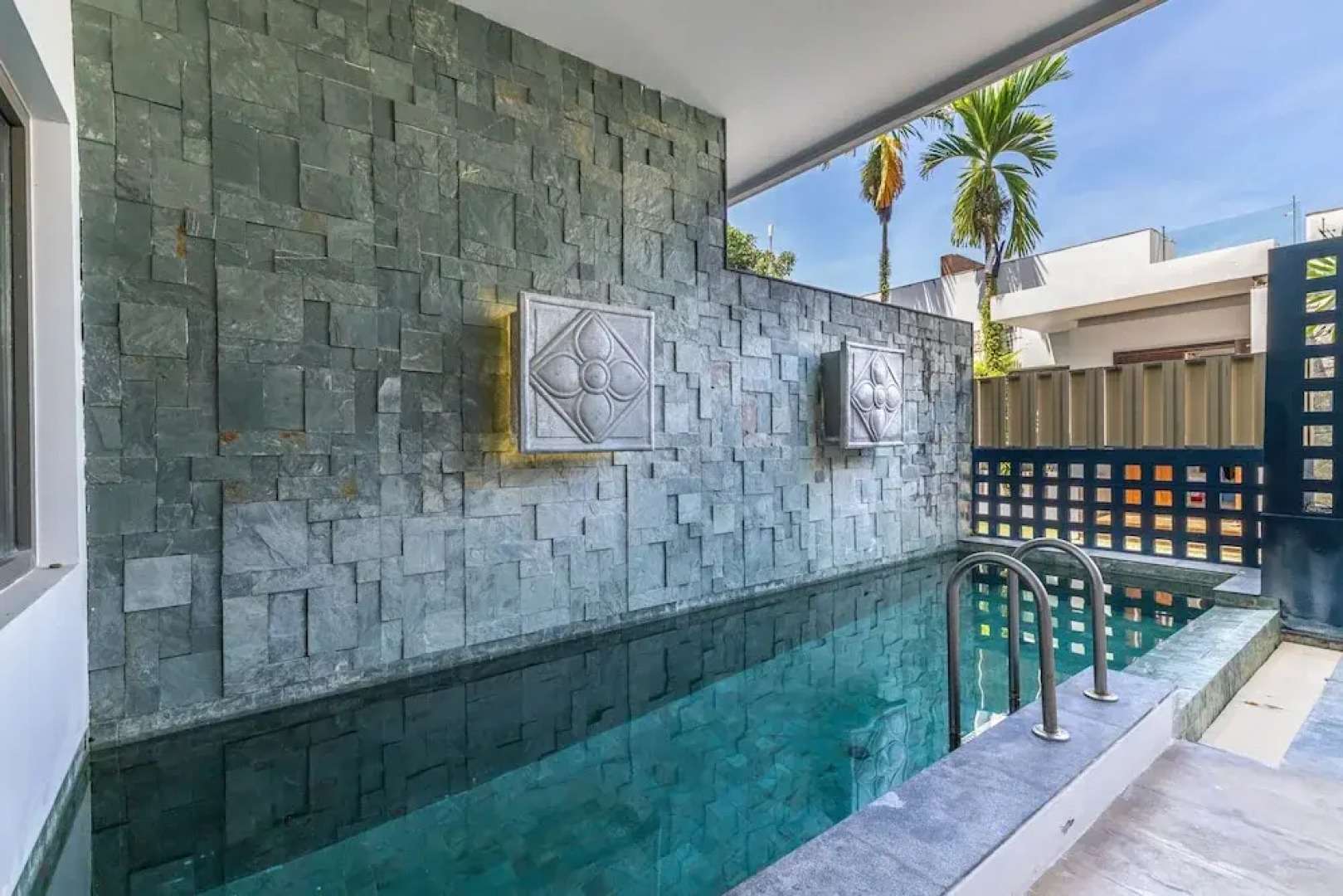 Phuket Moonlit Bay Seaview Resort&Spa