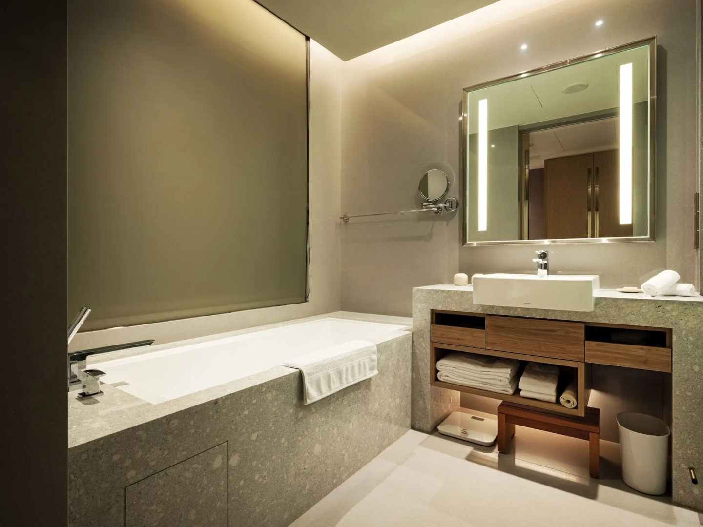 Fame Hall Garden Hotel