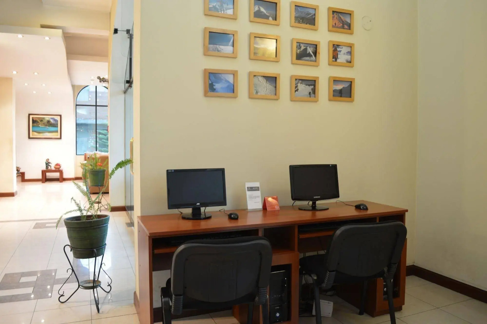 Arawi Pastoruri Hotel