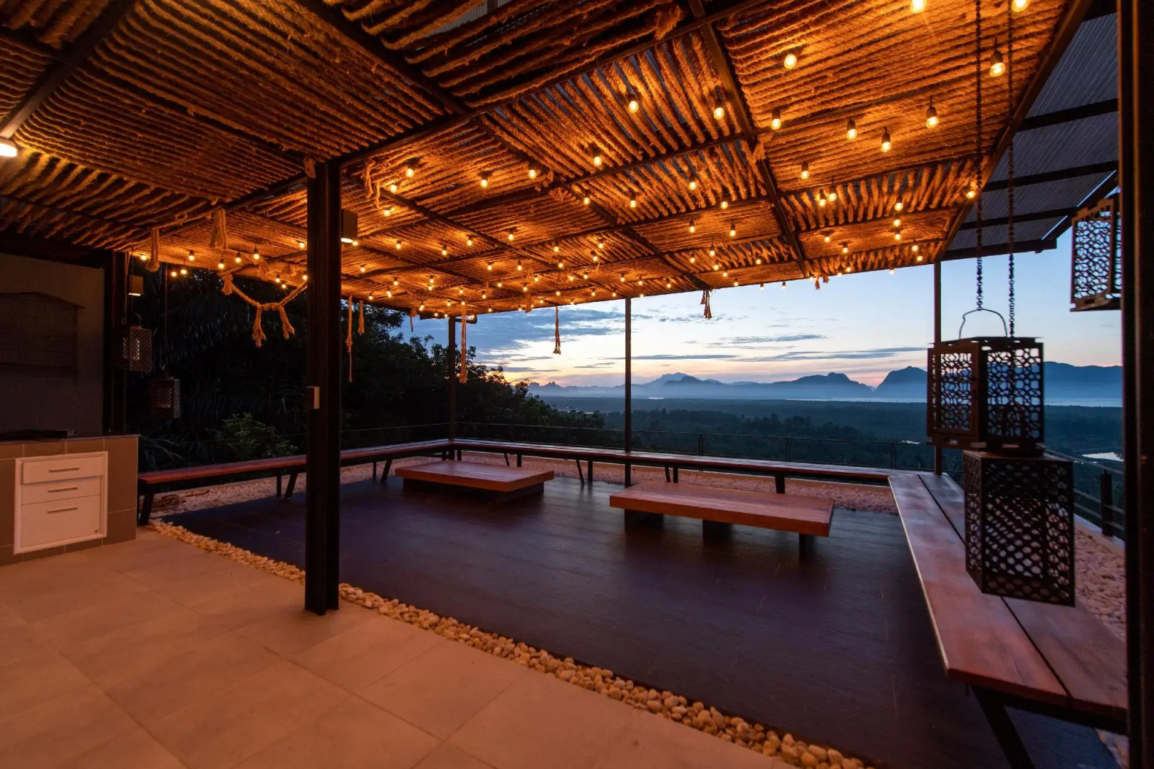 Ao Luek Panoramic Pool Villa