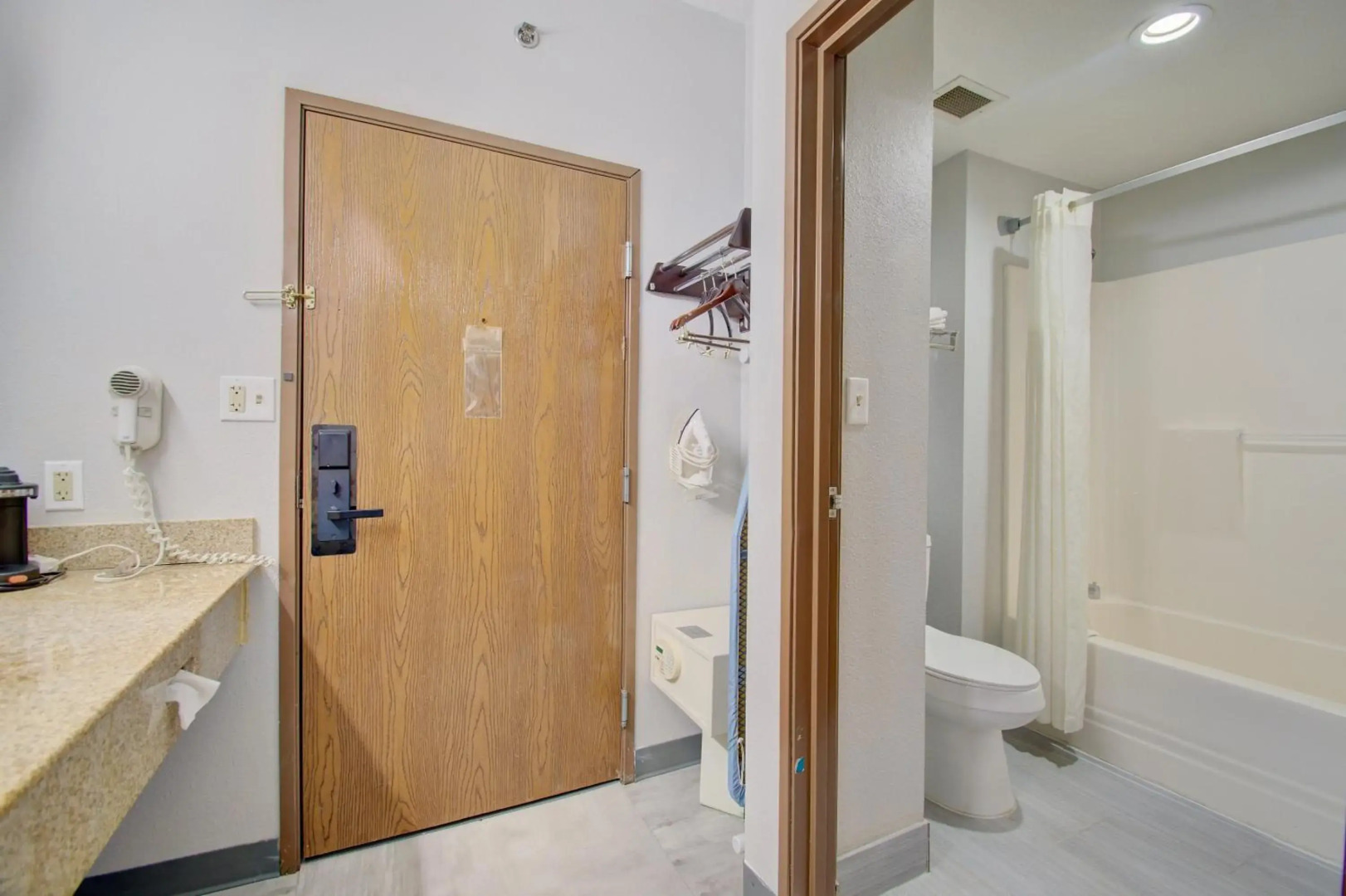 Quality Inn & Suites CVG Airport