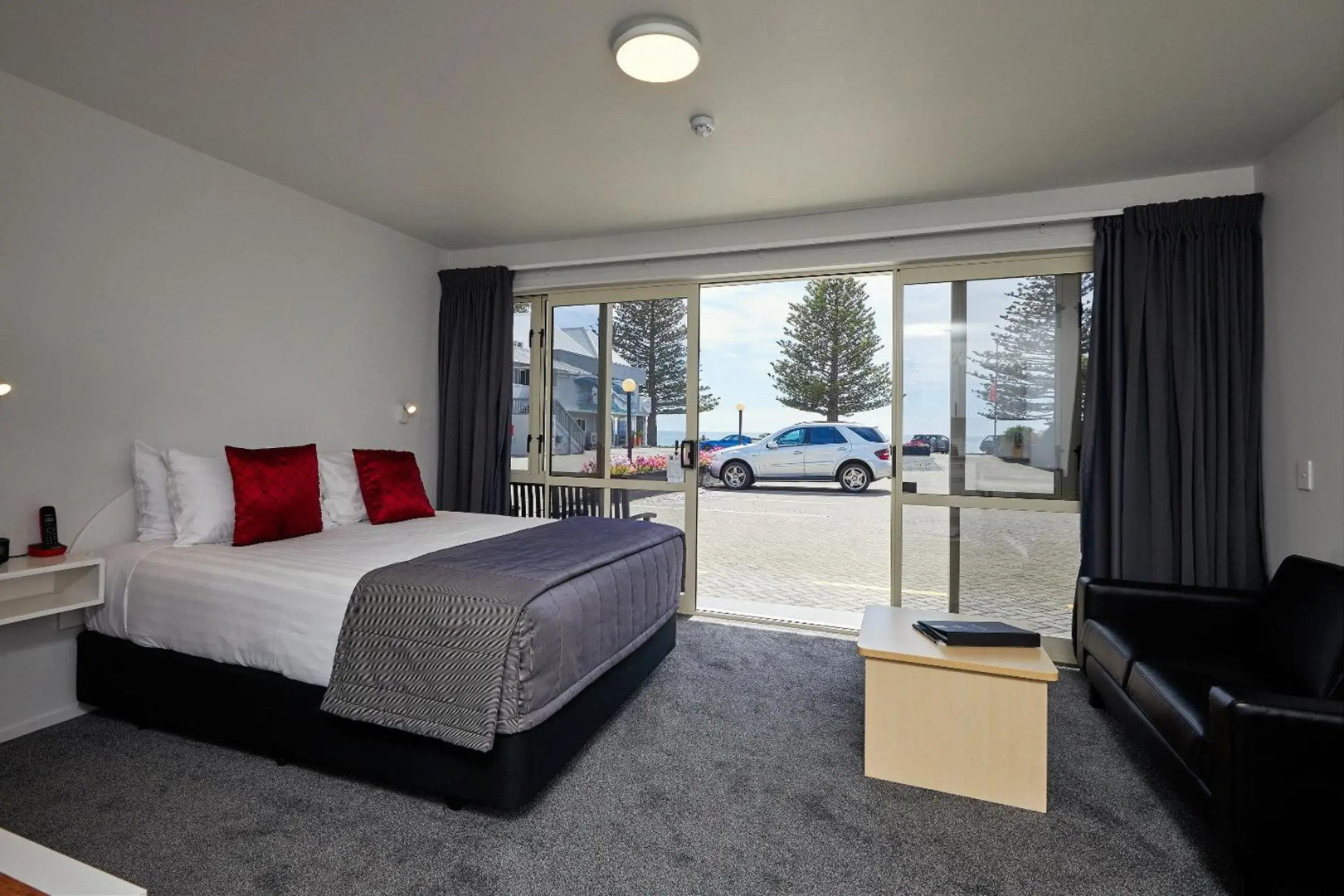 The White Morph - Heritage Collection