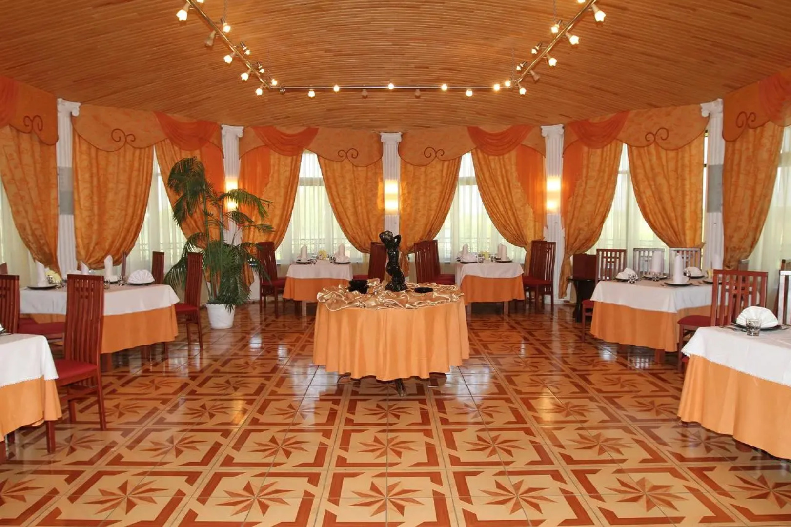 Отель Орхидея