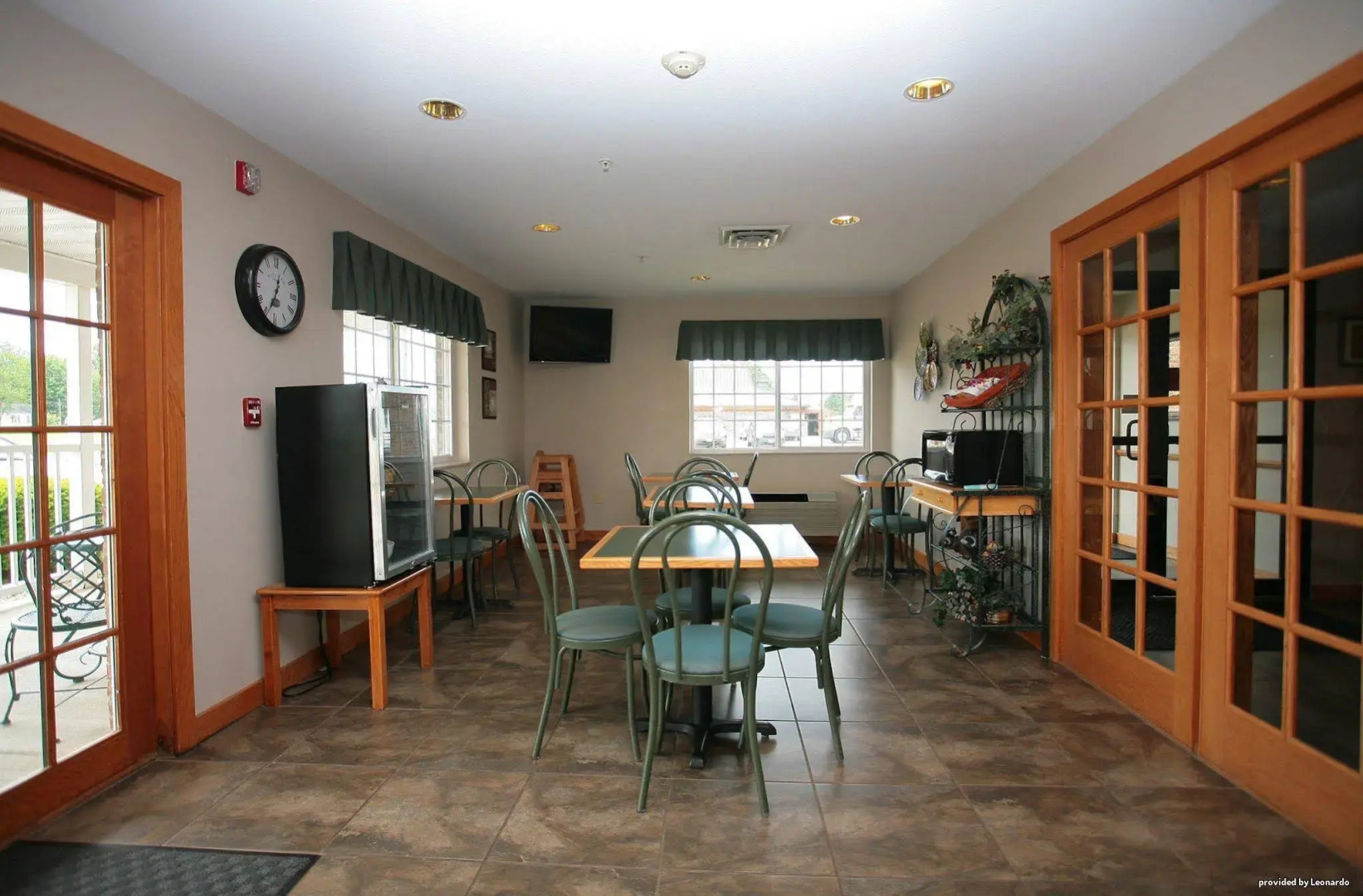 Best Western Flora Inn