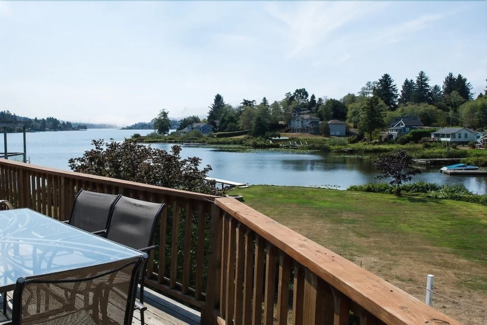 Lake Point Hideaway 3 Br home by RedAwning