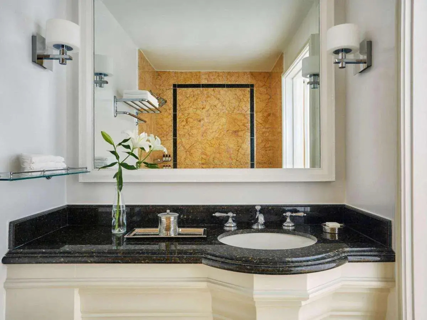 Fairmont Miramar Hotel & Bungalows