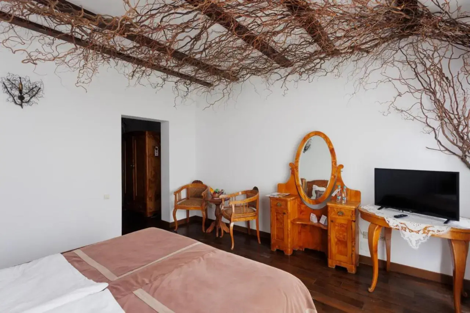 Archia Mansion Boutique Hotel