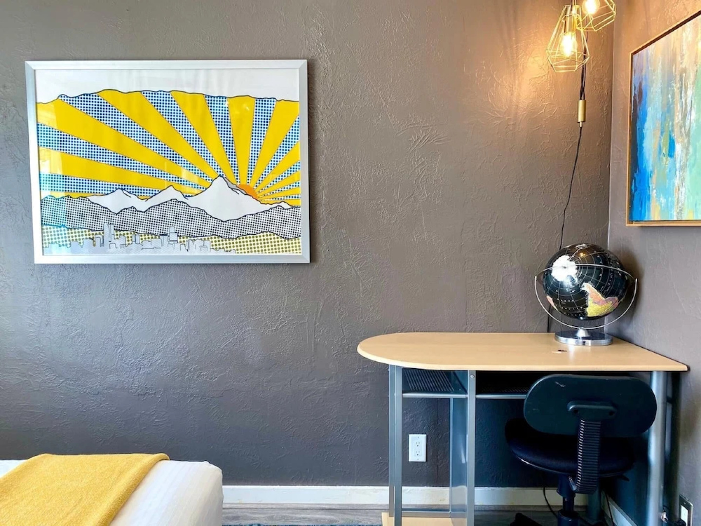 Adorable Bungalow Near Downtown Loveland!