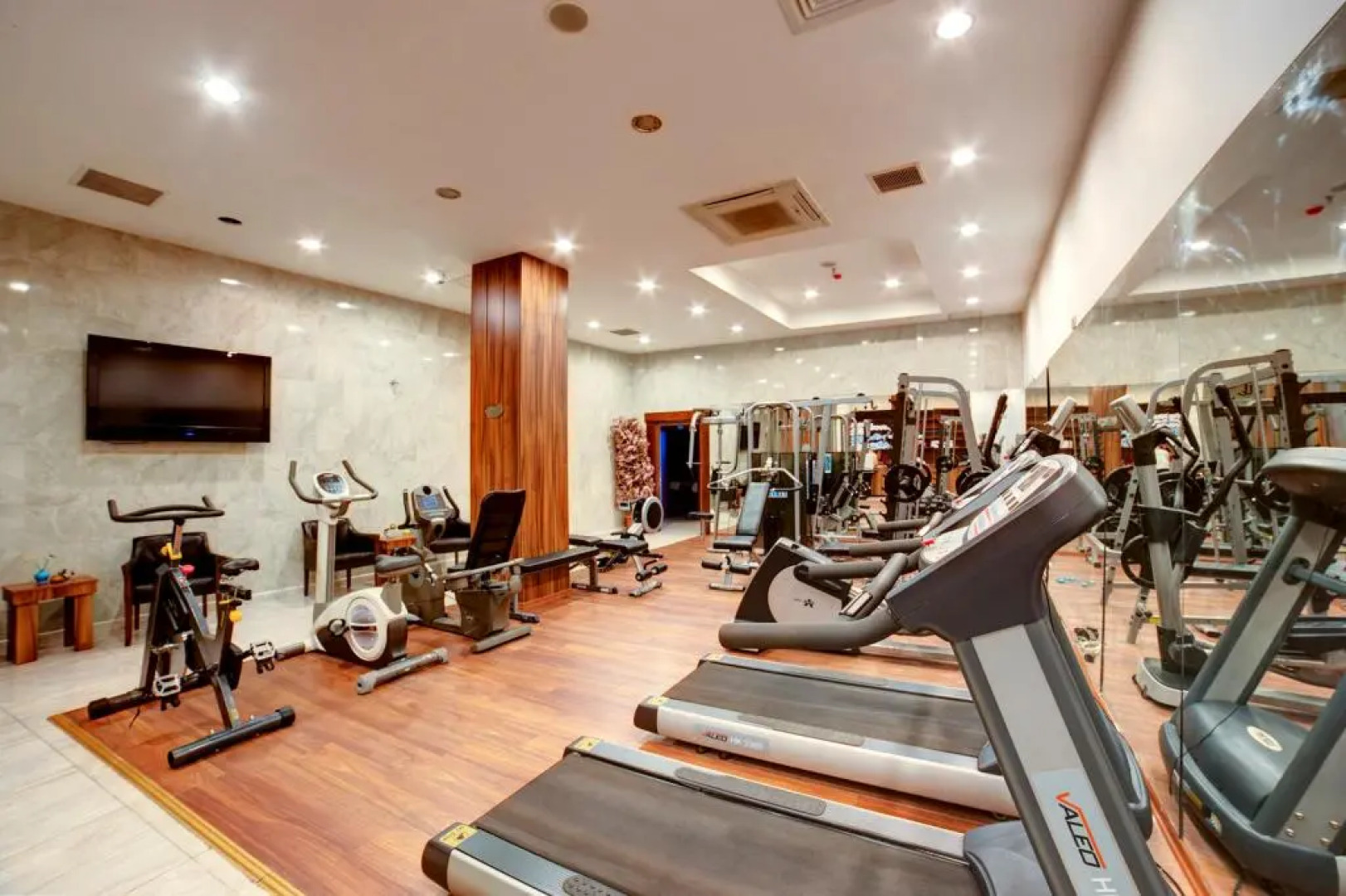 Yücesoy Liva Hotel Spa & Convention Center Mersin