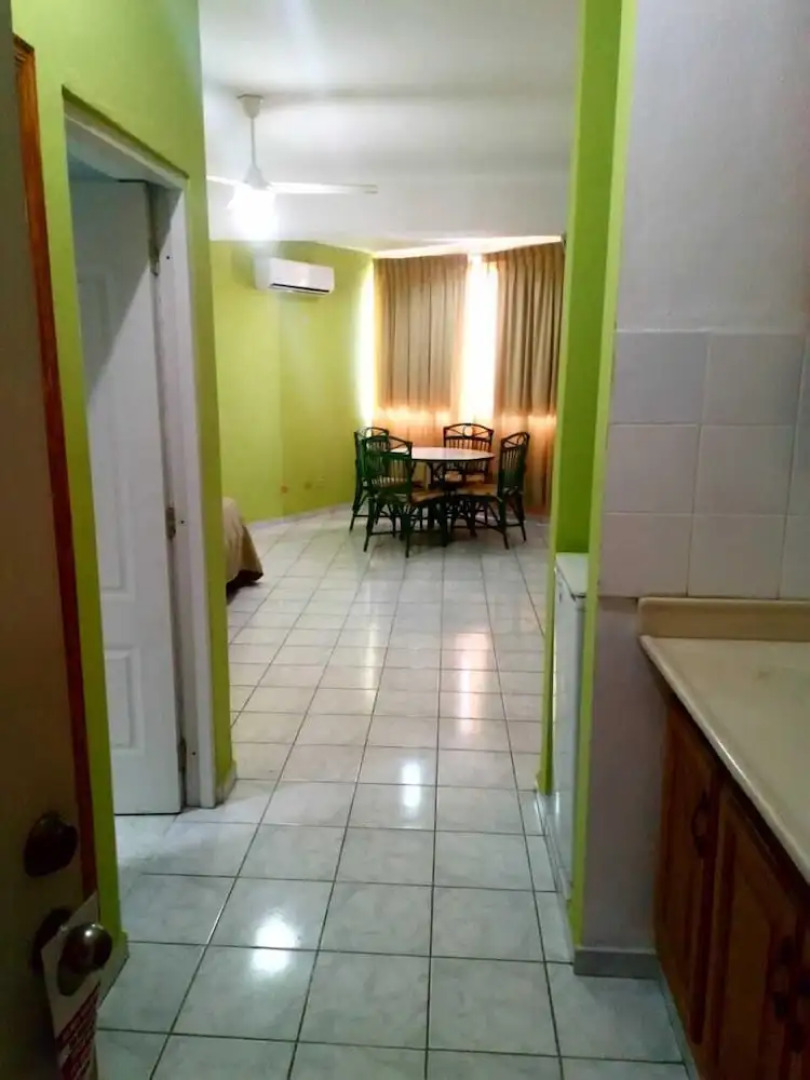 Aparta Hotel Jardines Metropolitanos