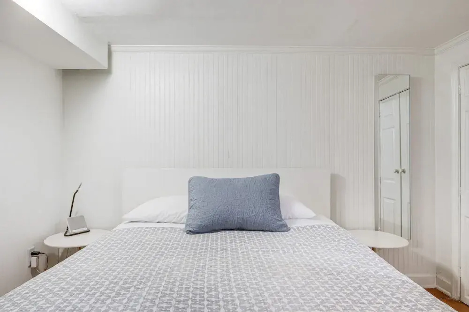 DC Apartment: 2 Mi to National Mall!