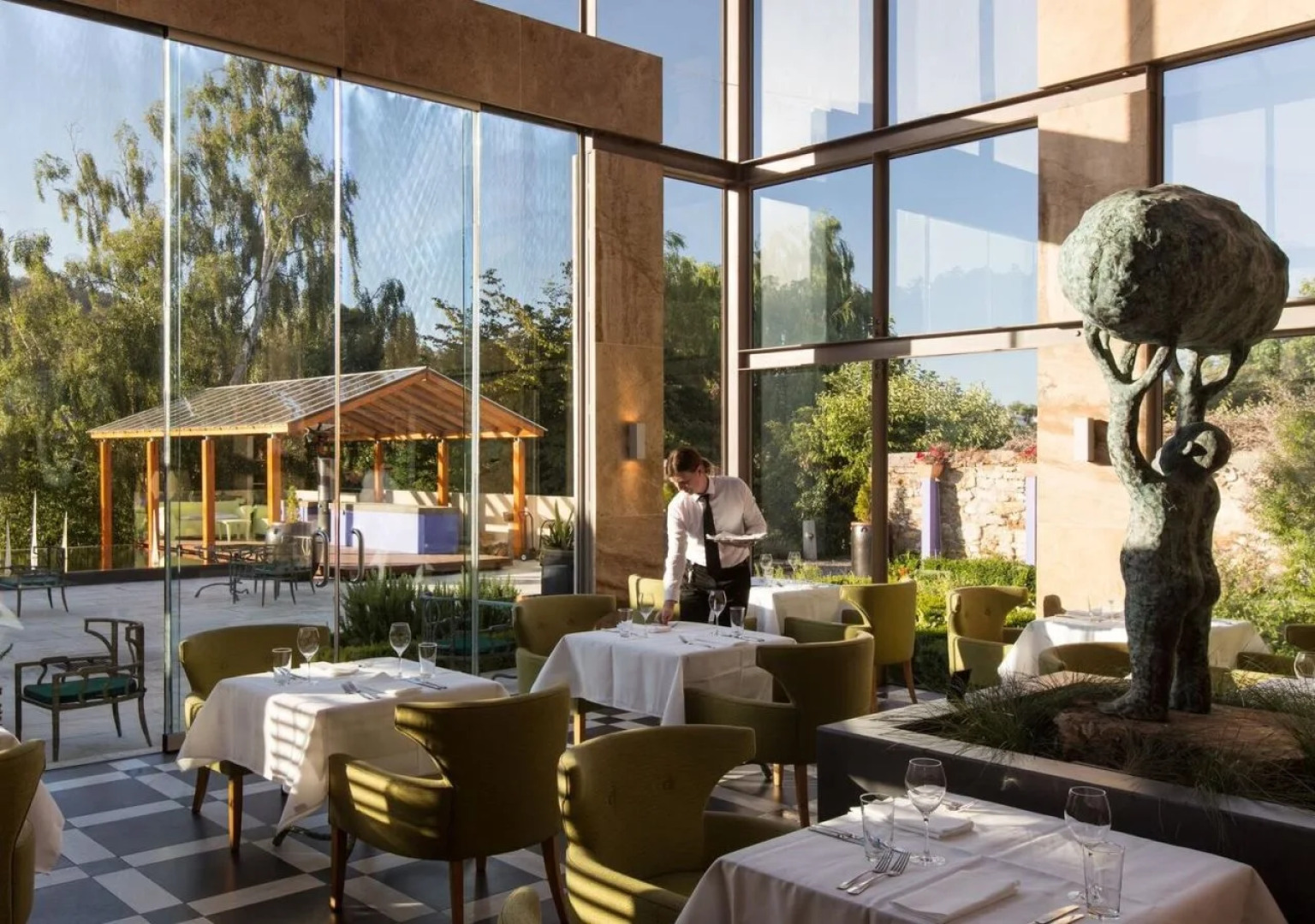Islington Hotel