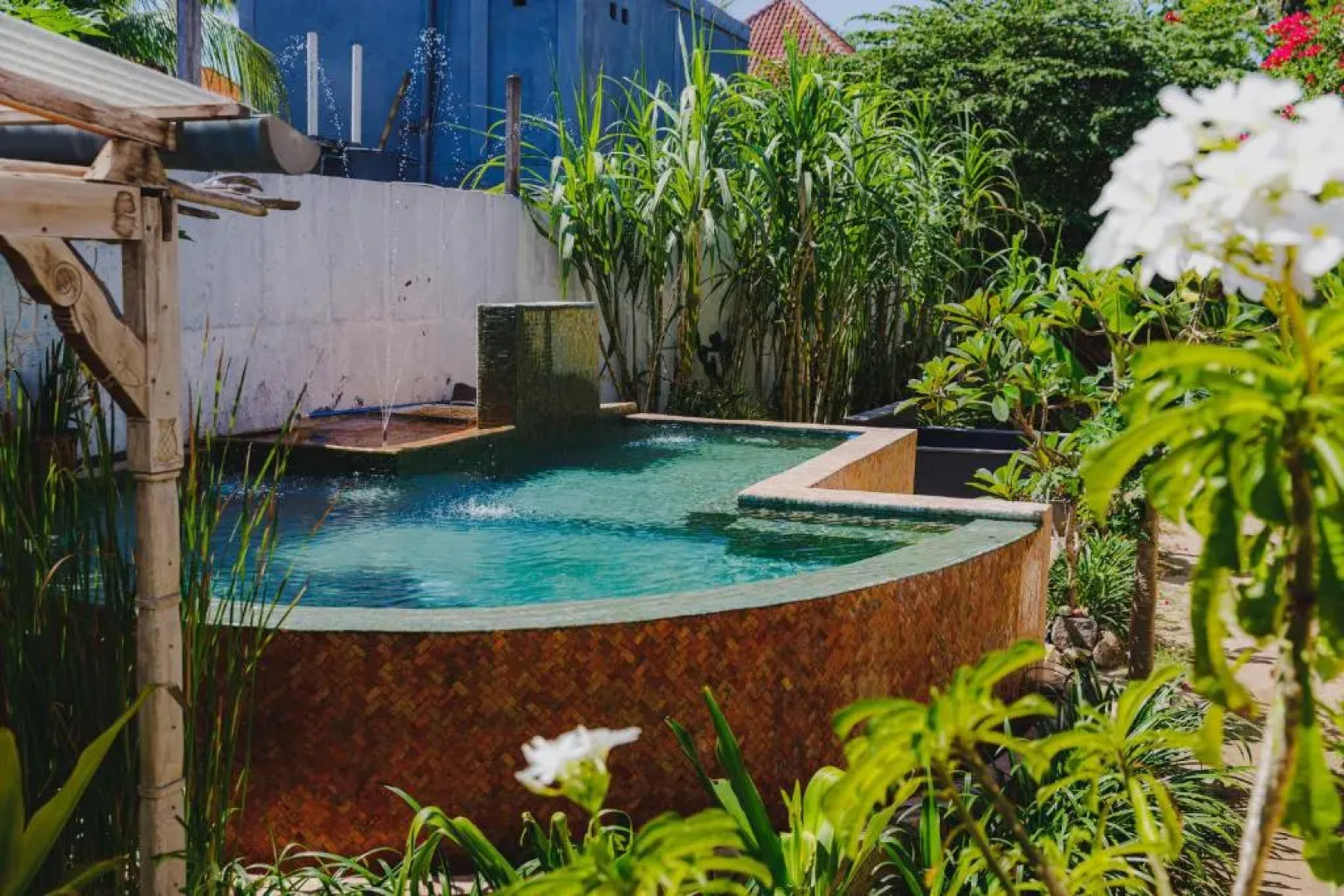 Isla Indah Retreat Boutique Hotel