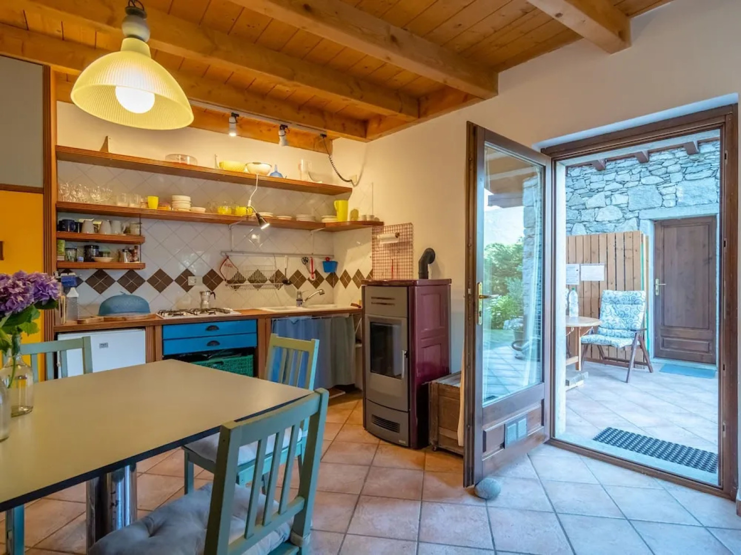 Authentic Rural House, 200 mt Form the Parking