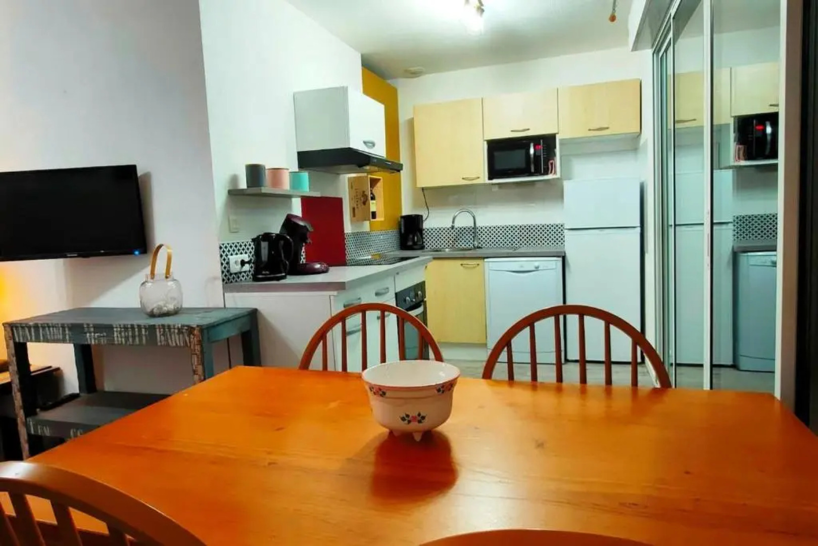 Maison de 2 chambres avec vue sur le lac piscine partagee et jardin a Hourtin