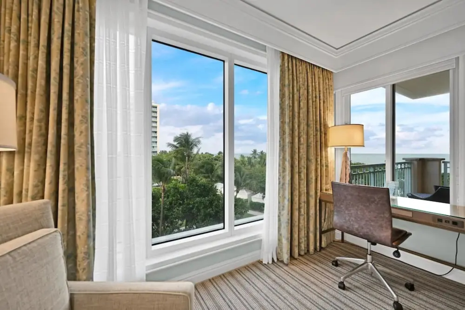 Apt at Ritz Carlton Key Biscayne Miami
