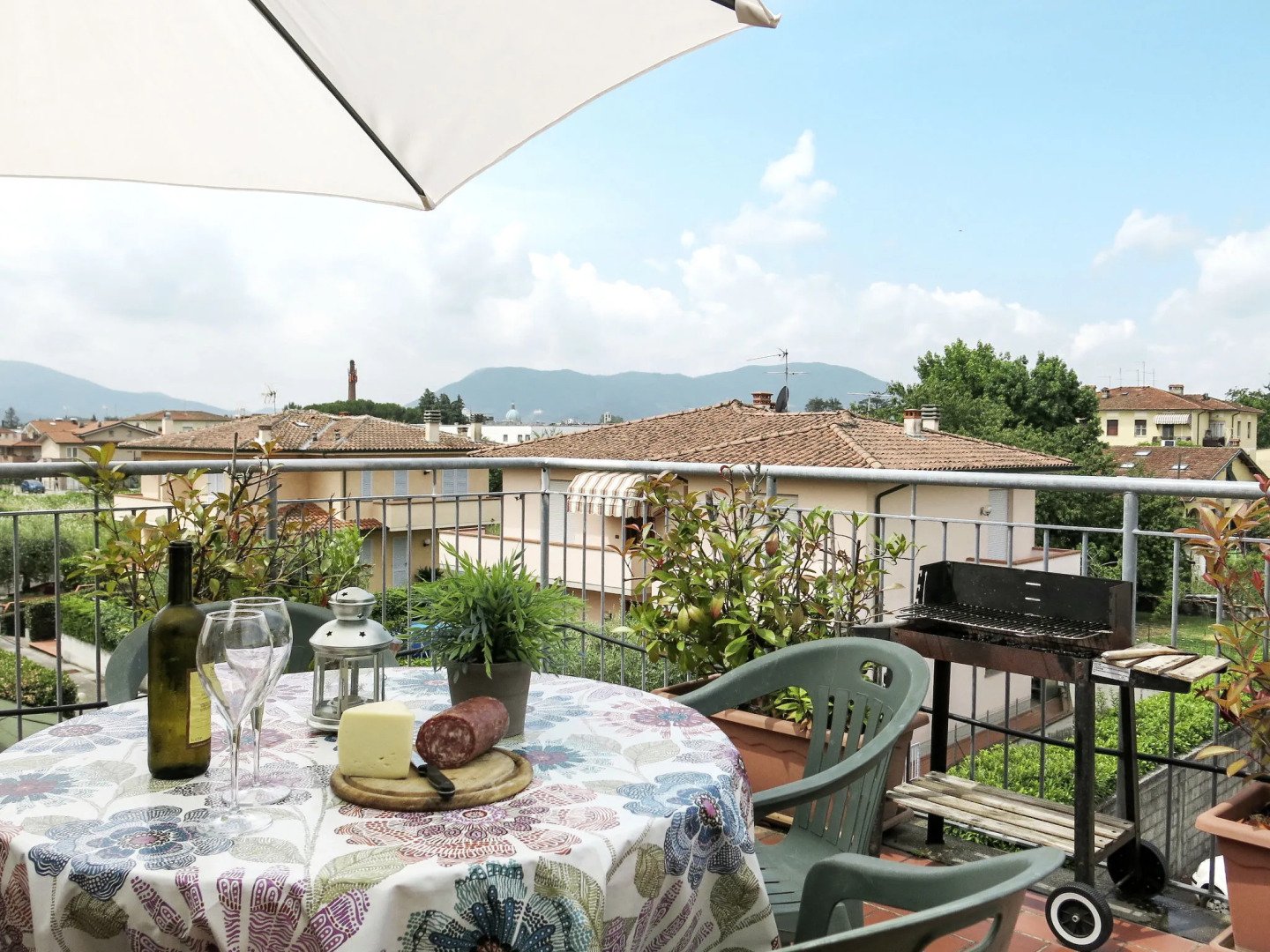 Locazione Turistica La Rondine (LUU280)