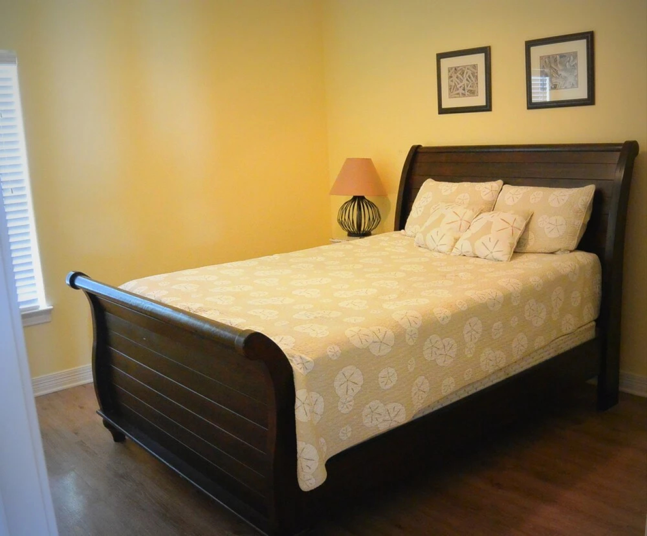 Surf And Sand 4 Bedroom Home by RedAwning