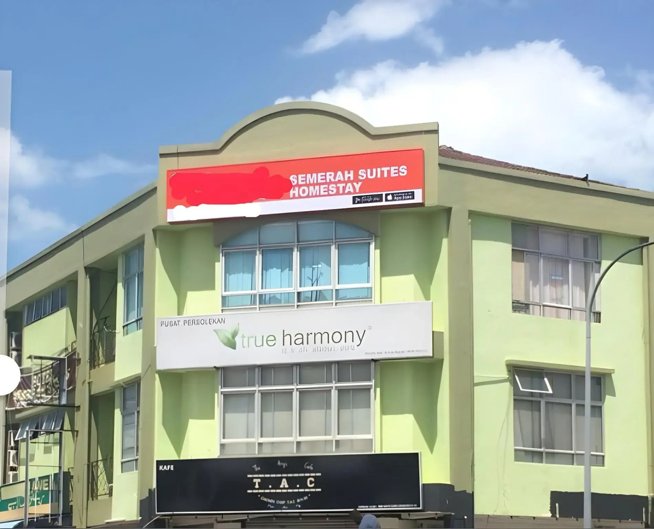 OYO 89902 Semerah Suites Homestay