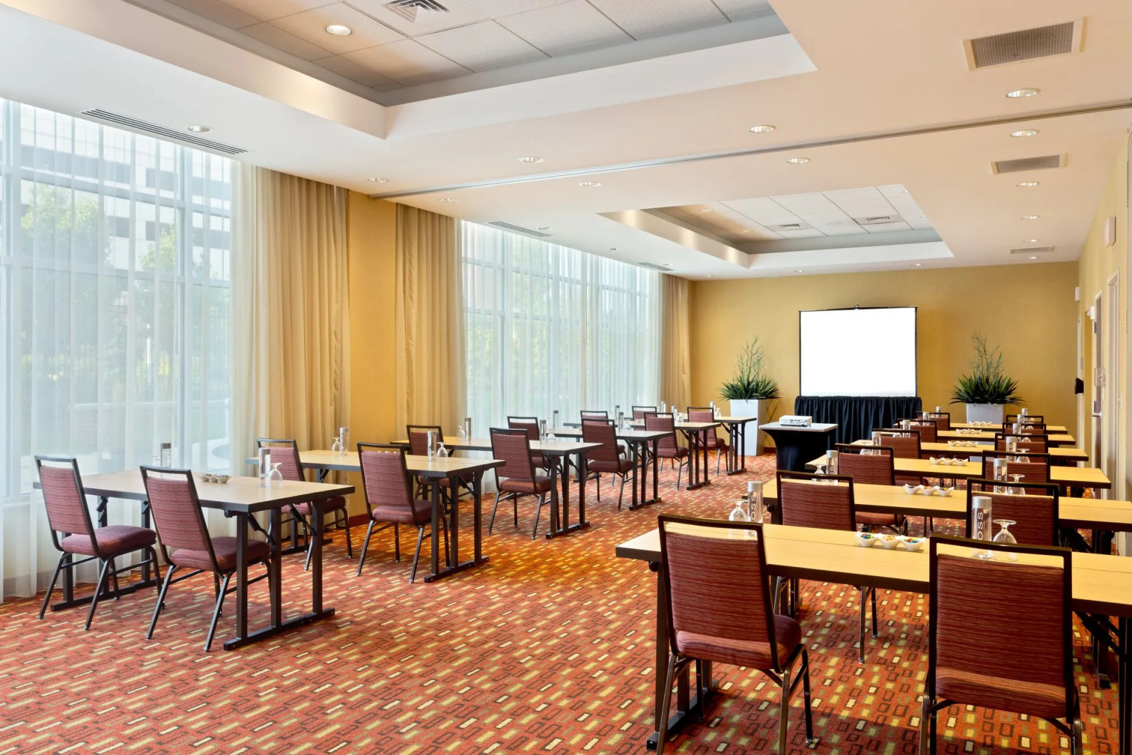 Courtyard Fort Wayne Downtown Grand Wayne Convention Center