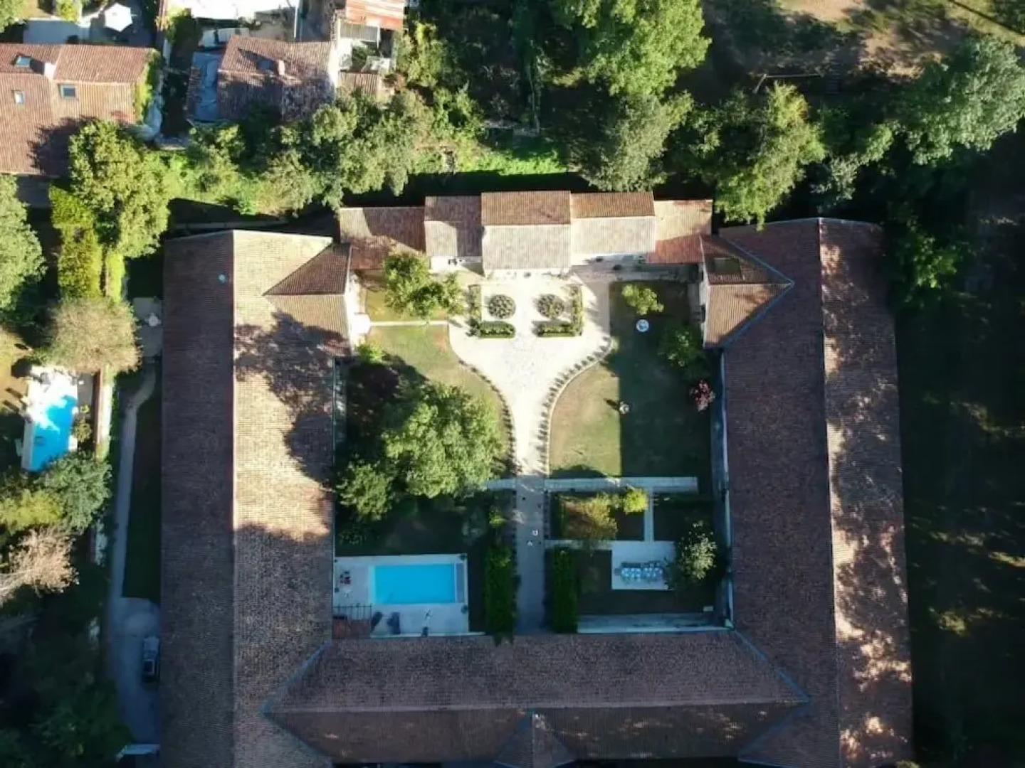 Le Domaine Des Platanes