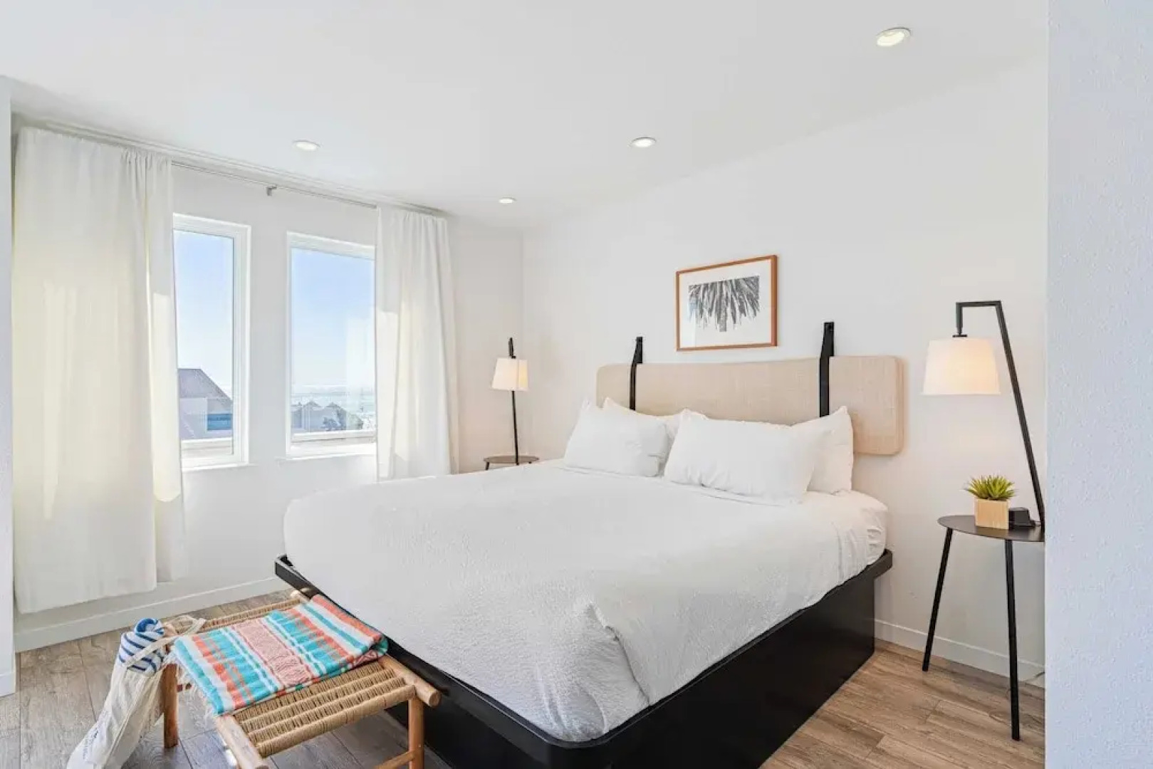 2 Coastal Studios at Cayucus Beach Access + Ocean Views