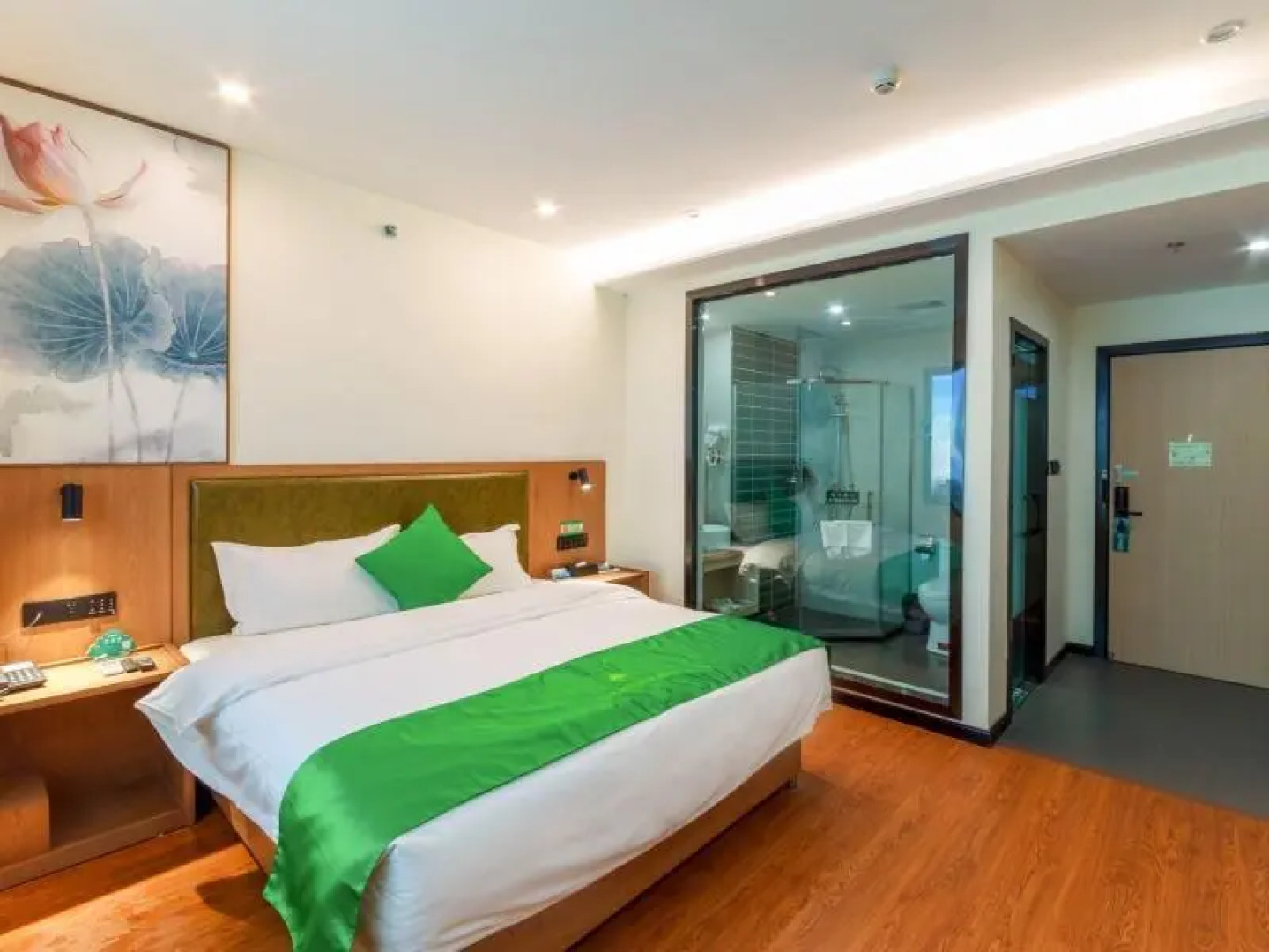 GreenTree Inn Express Neijiang Zizhong County China Railway City Center