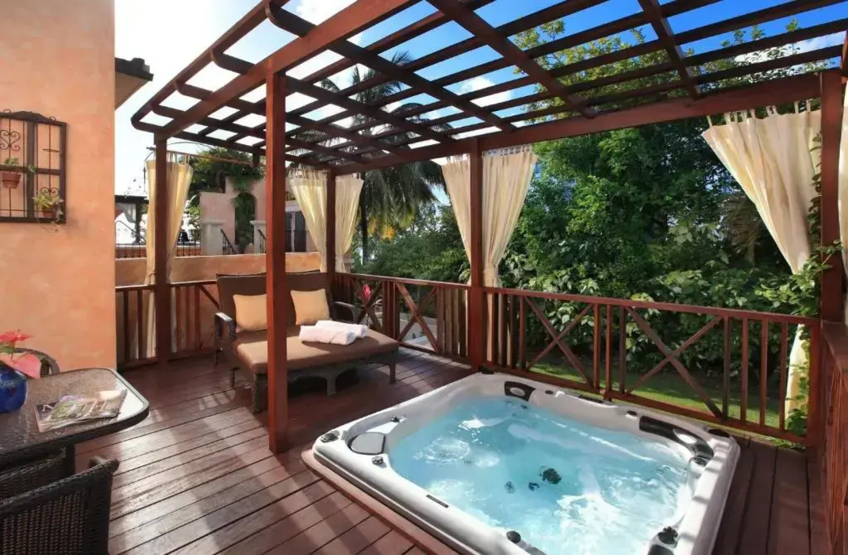 Little Arches Boutique Hotel Barbados - Adults only