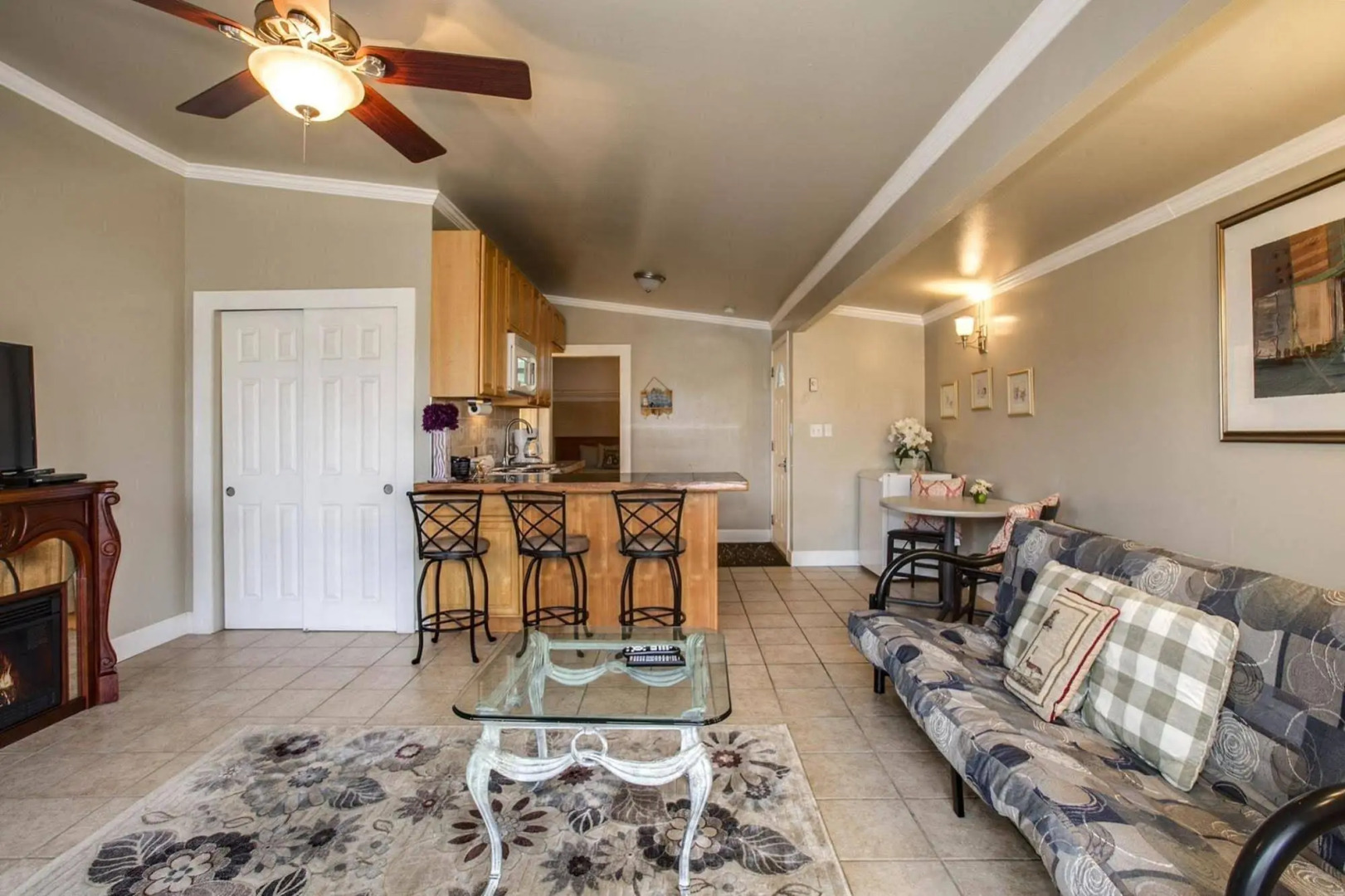 Beachwood Condos & Resort