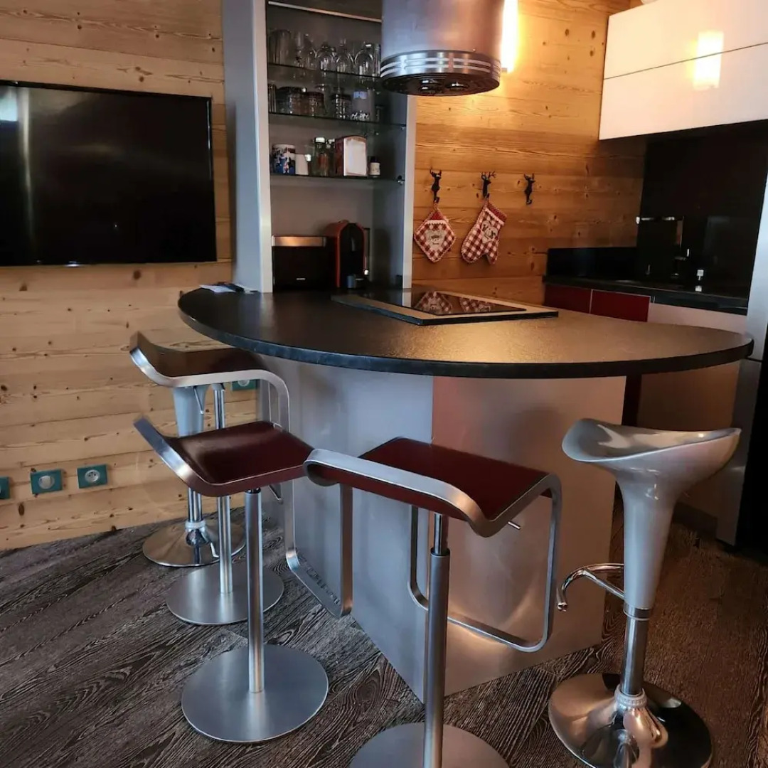 Apartment in Doucy With Mountain Views