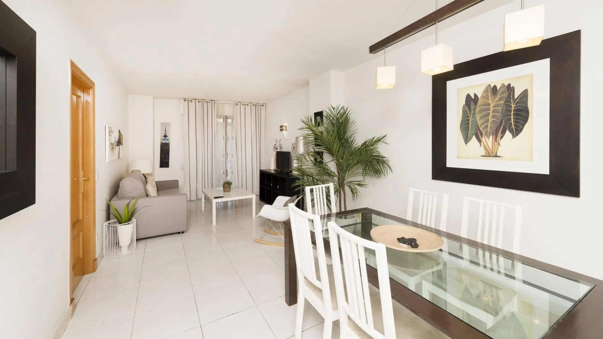 WooTravelling Plaza de Oriente HOMTELS