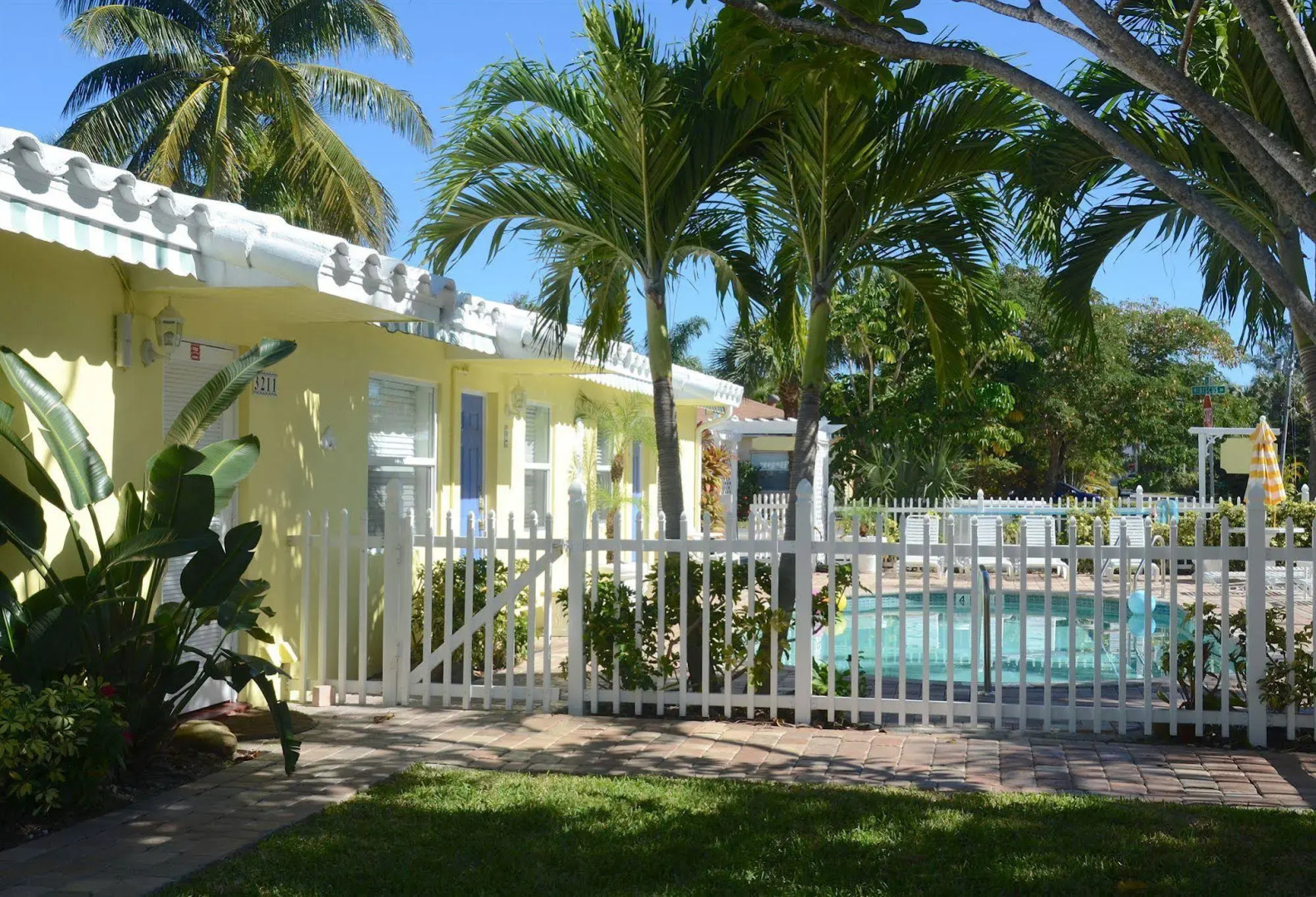 Bahama Beach Club Pompano