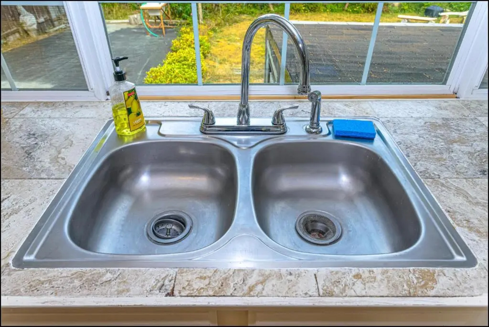 Captain Mike's Snug Harbor