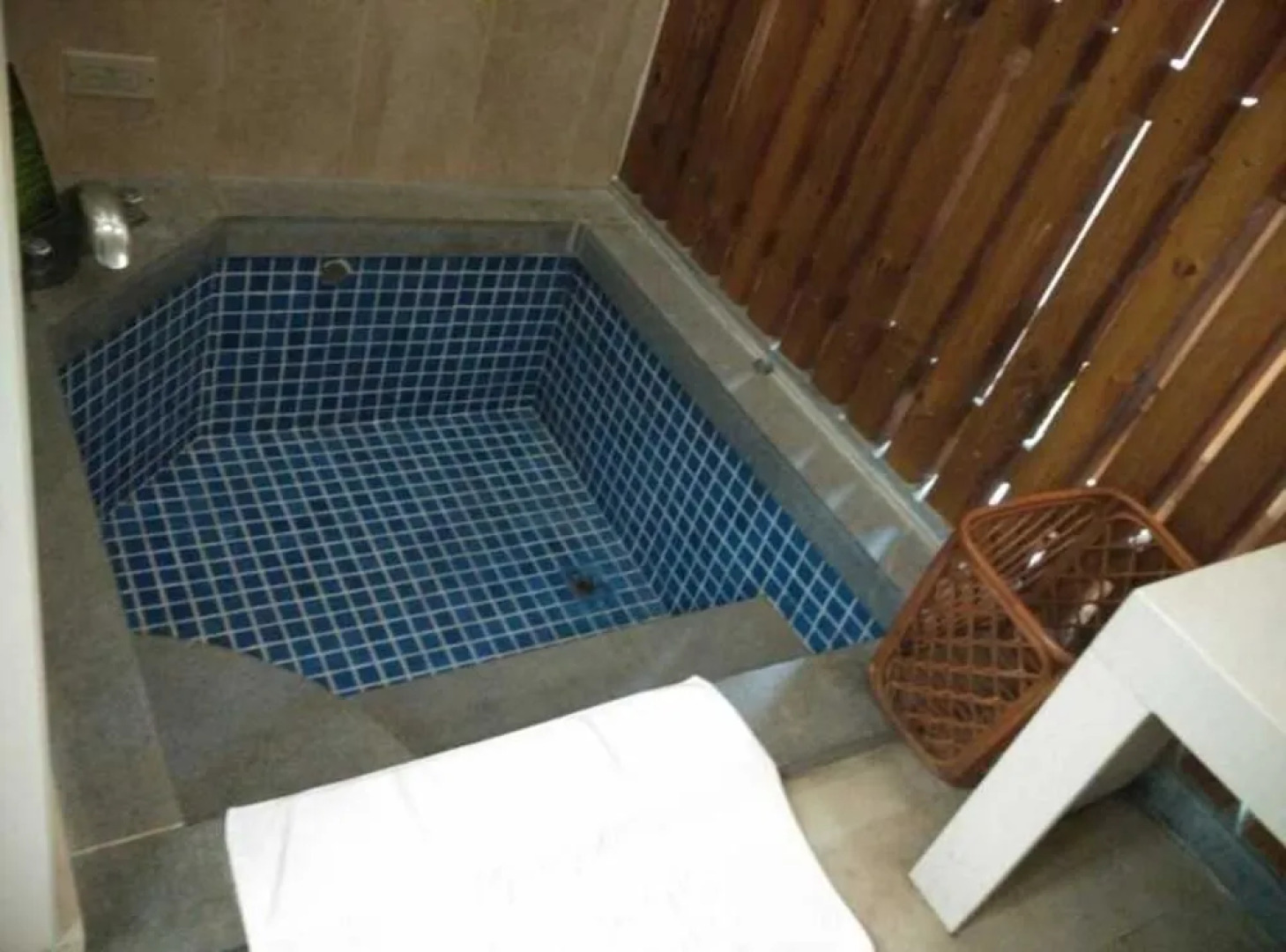 Haikeng Zhongnan Onsen Apartment