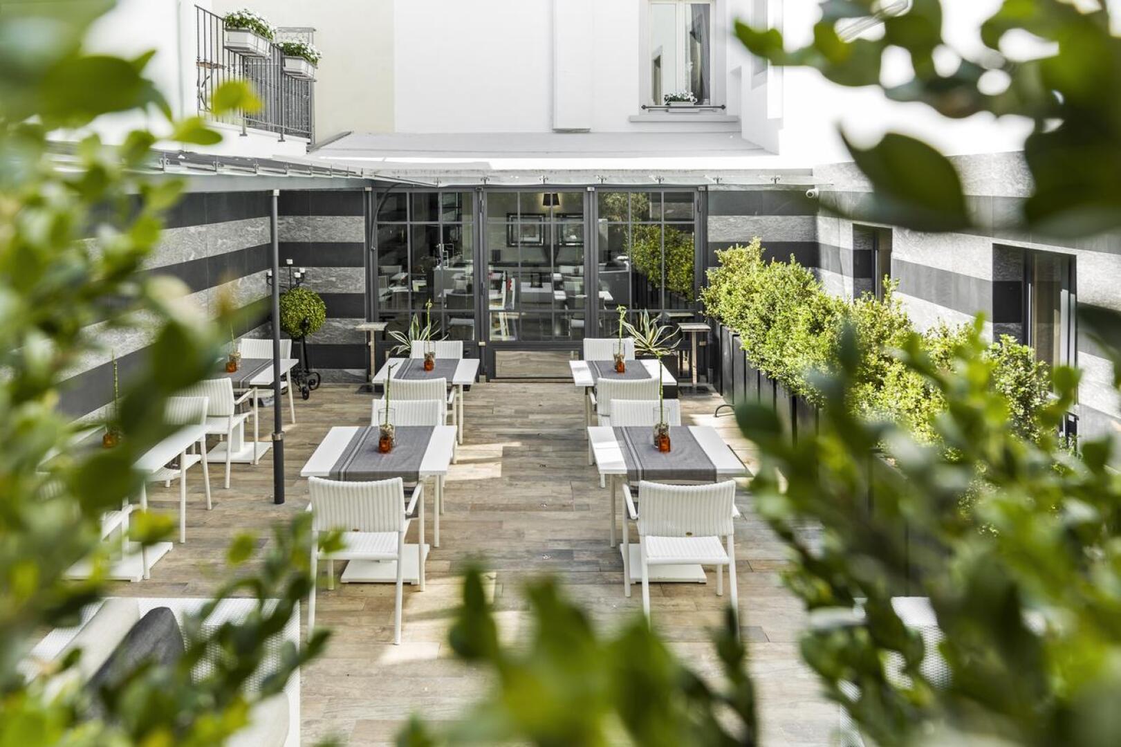 LHP Hotel River & SPA