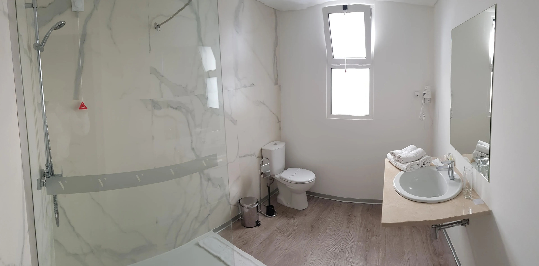 Santa Cruz Village Hotel