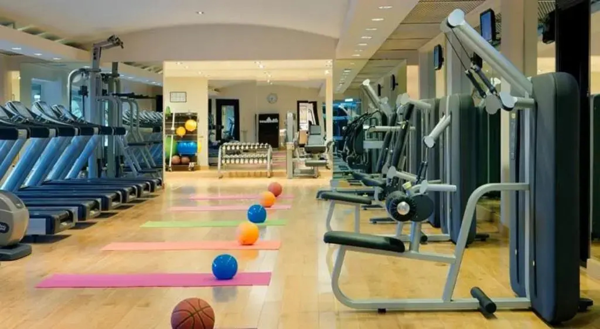 Hyatt Regency Galleria Residence Dubai