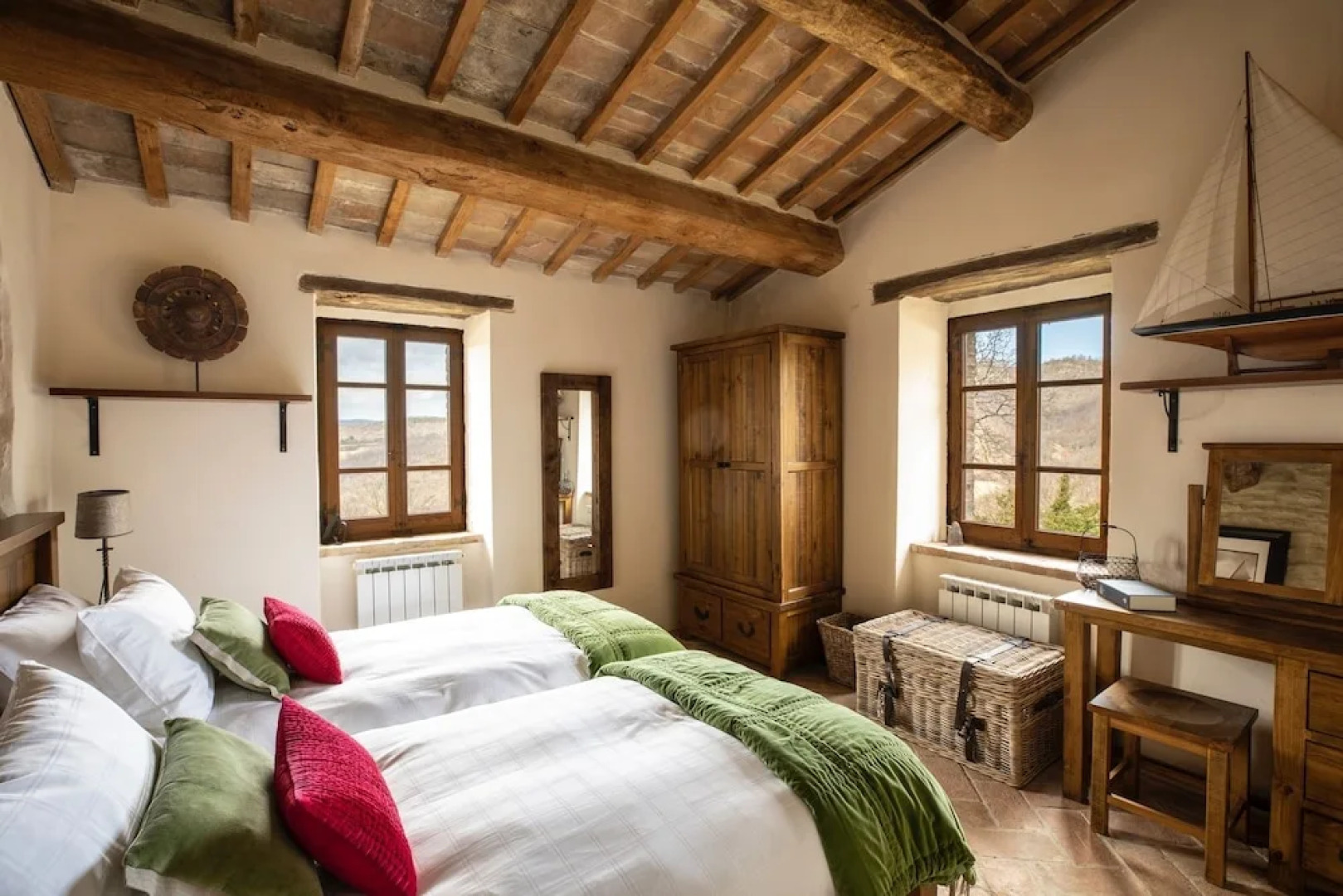 Umbrian Villa Retreat in Pietralunga With a Pool