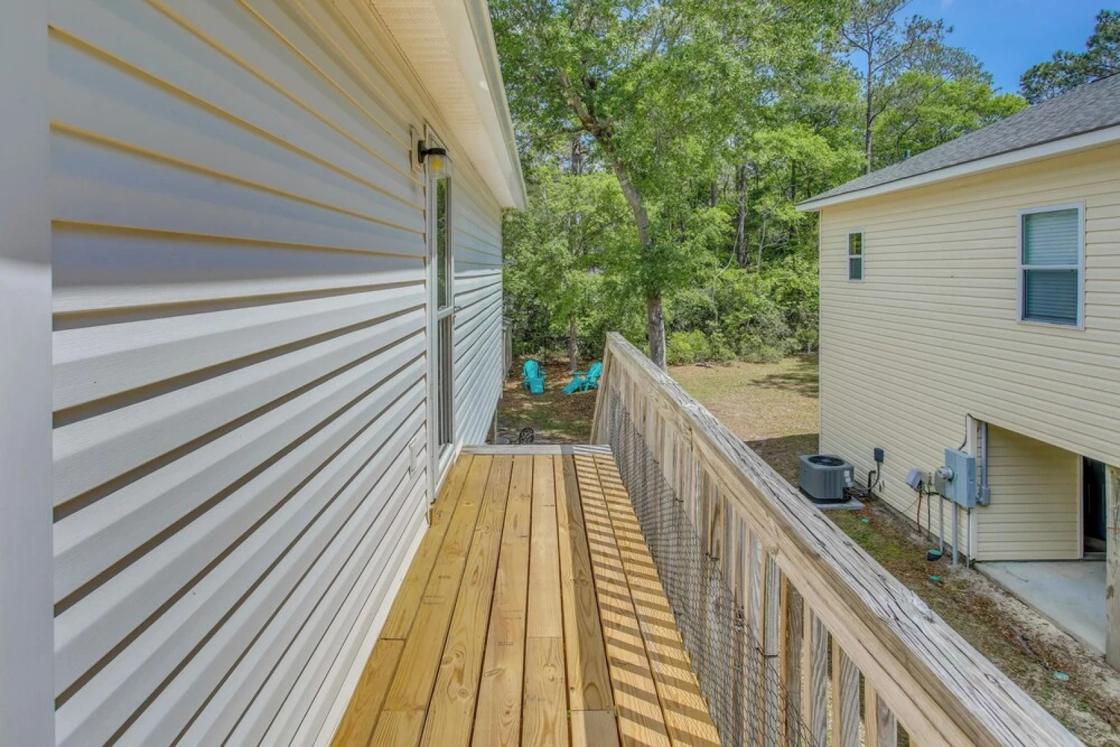 Charming Oak Island Home 1 Mi to Beach!