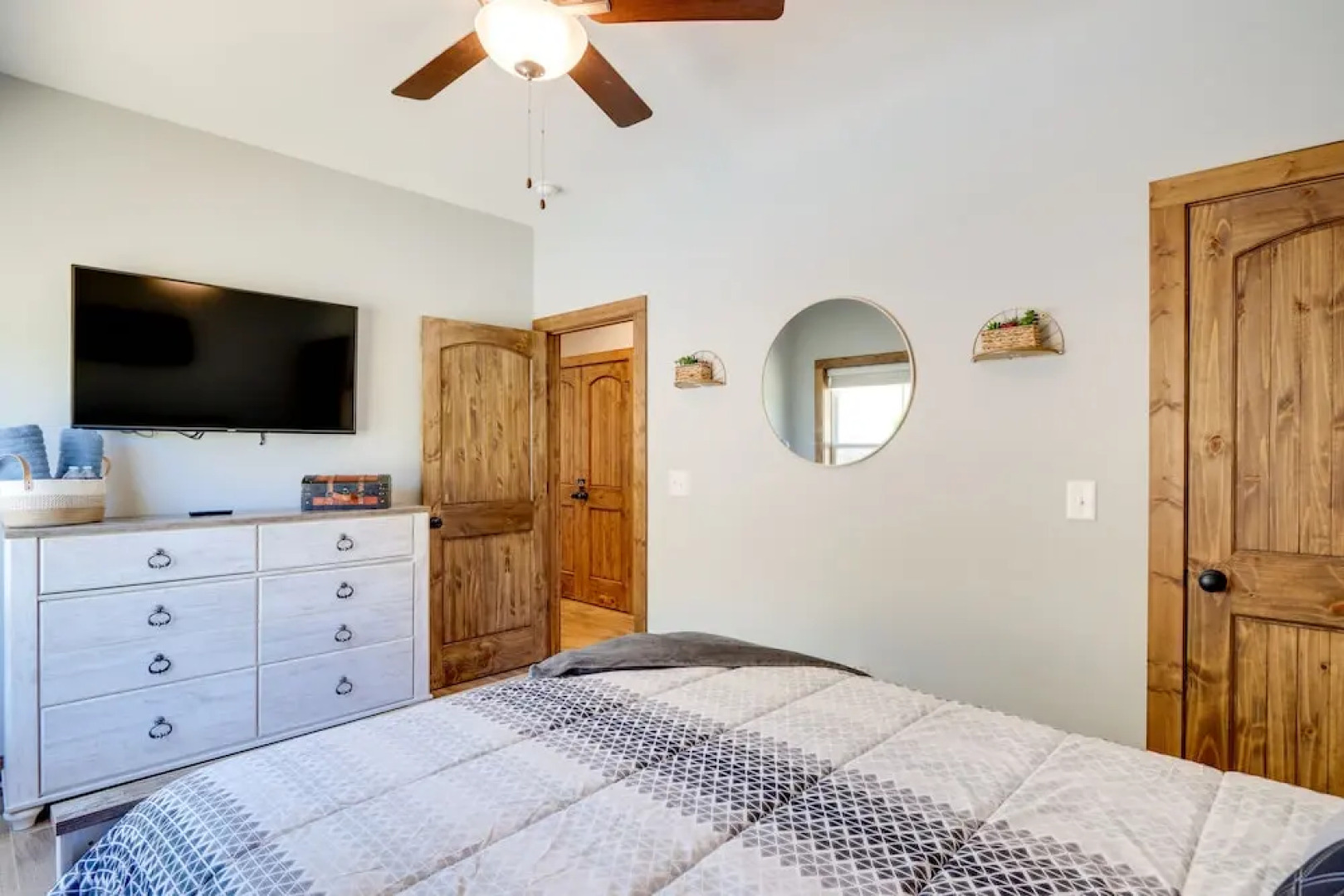 'lakeside Paradise' in Ellijay: Hot Tub, Fire Pit