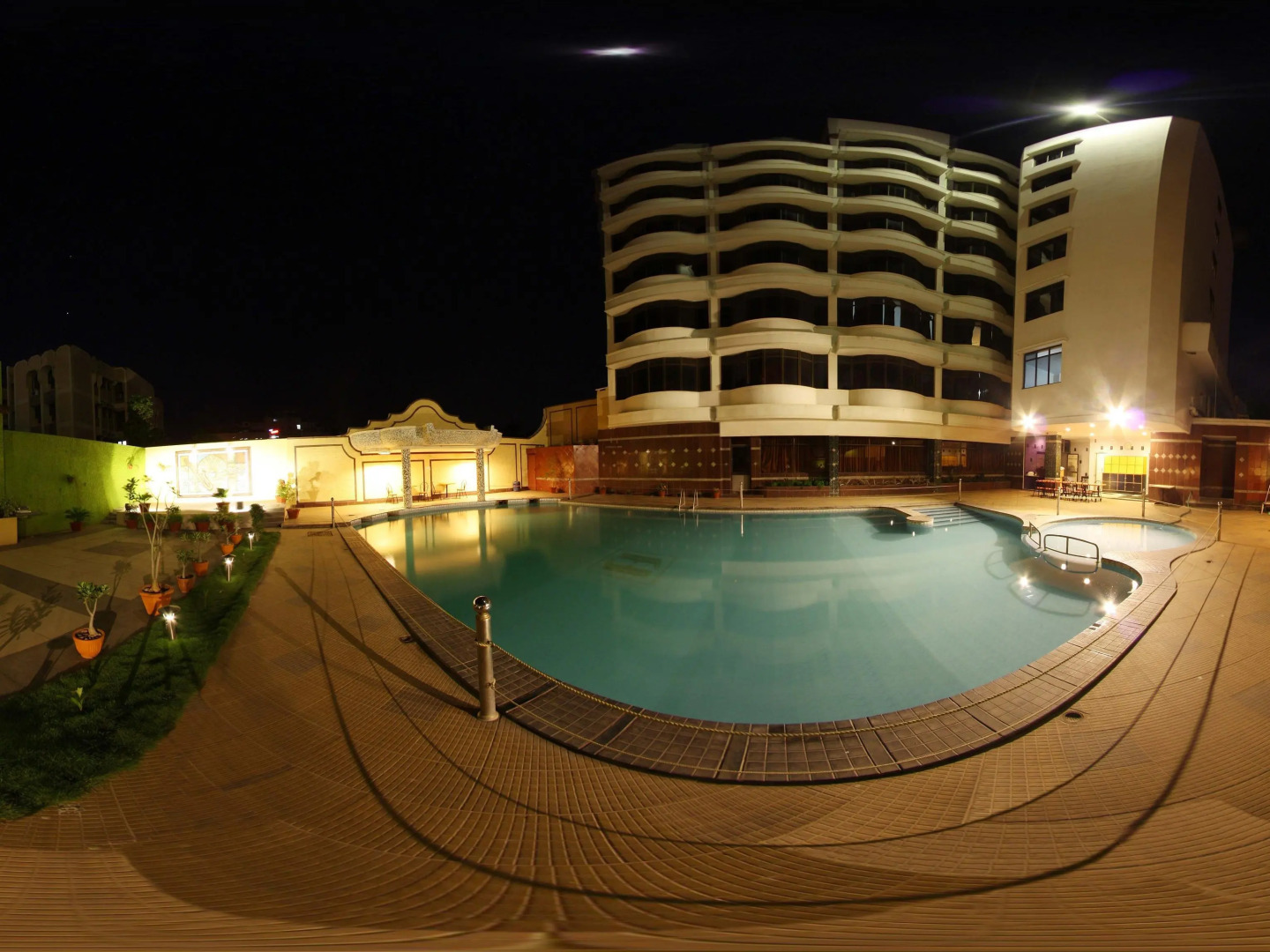 Hotel Femina