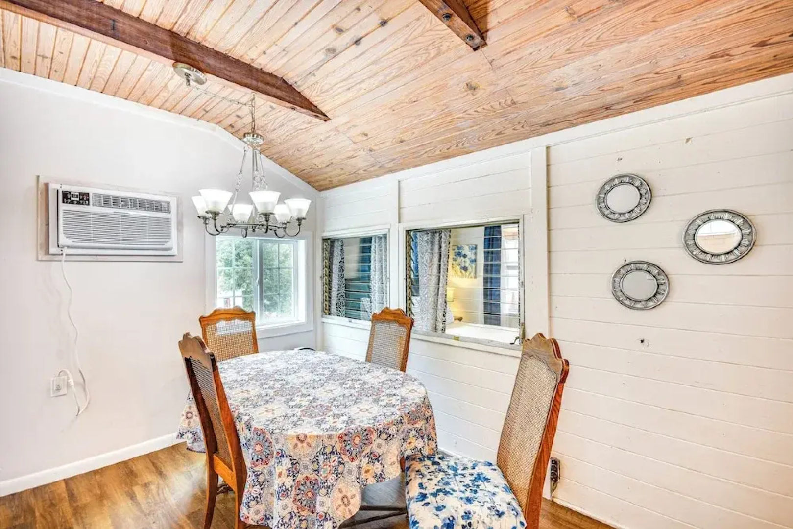 Cozy Cottage w/ Deck: Walk to Lake of the Ozarks!