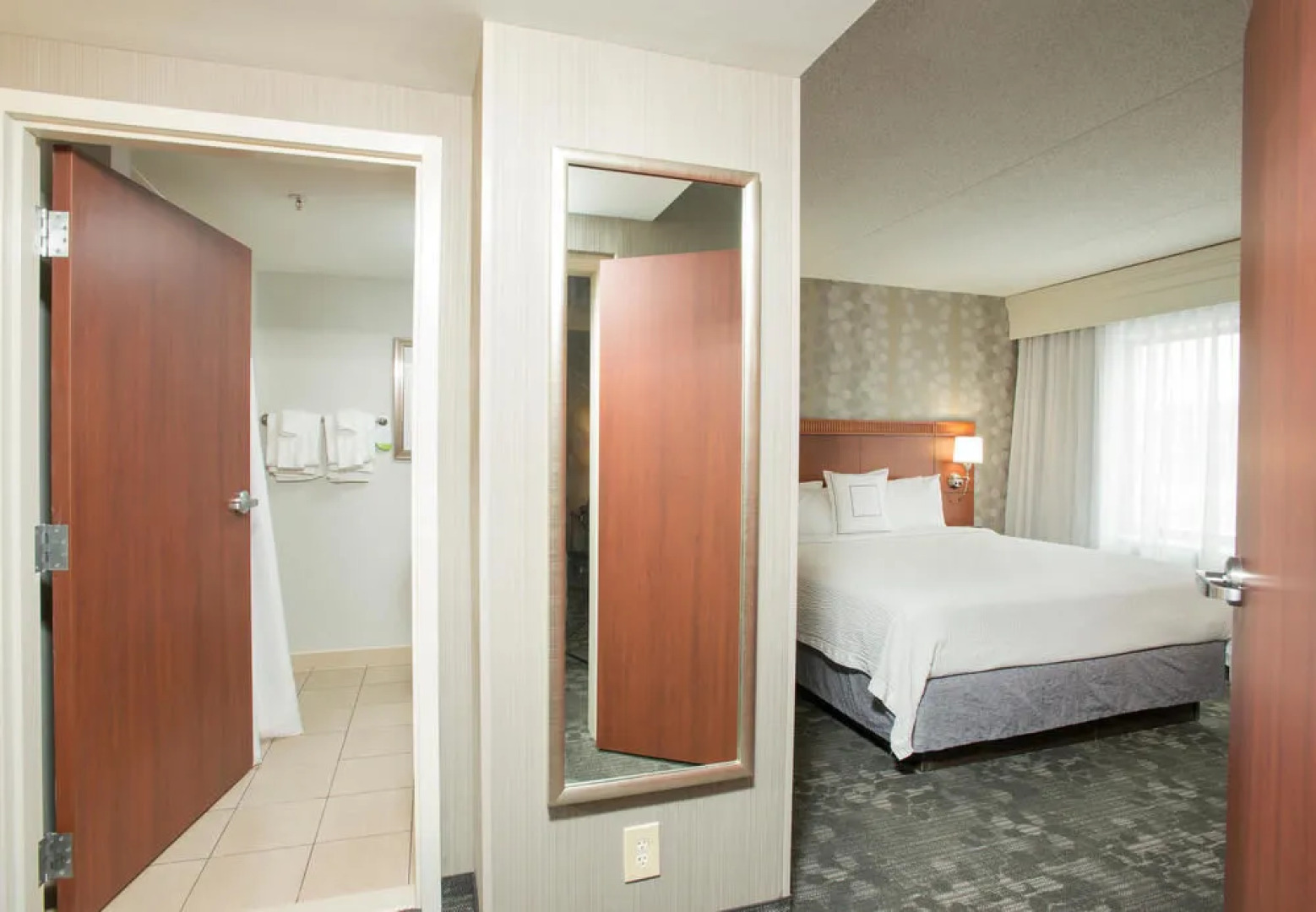 Courtyard Cincinnati North at Union Centre