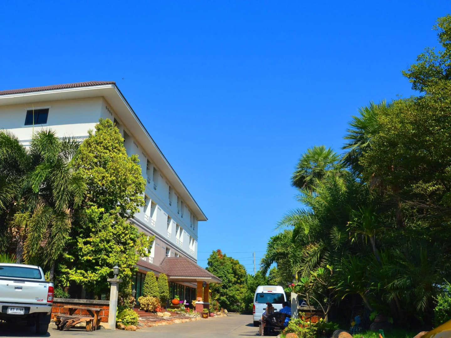 Silver Gold Garden Suvarnabhumi Airport Hotel