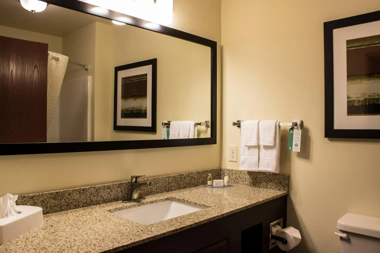 Cobblestone Hotel & Suites – Stevens Point