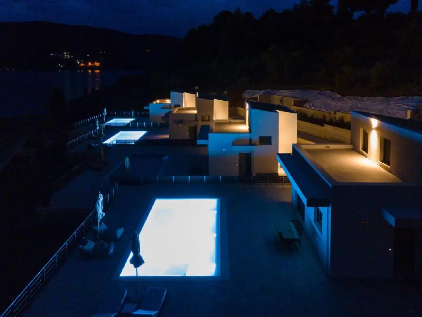 Plataria Sunrise Resort