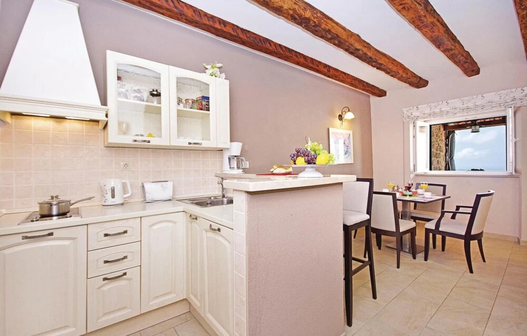 Amazing Home in Trsteno With Sauna, Wifi and 6 Bedrooms